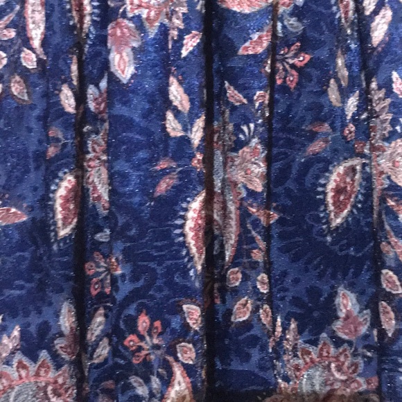 🦋Xhilaration Velvet Dress 🦋🦋 - Picture 5 of 5